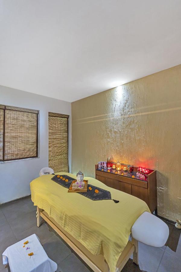 Club Mahindra Corbett Hotel Dhikuli Kültér fotó
