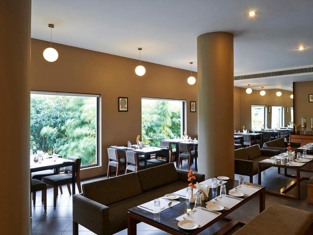 Club Mahindra Corbett Hotel Dhikuli Kültér fotó